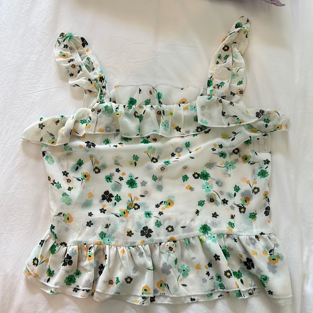 Who what wear sheer floral blouse size M